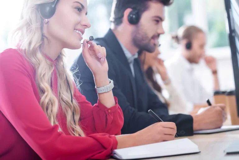 customer-service-excellence-competitive-advantage-for-your-business